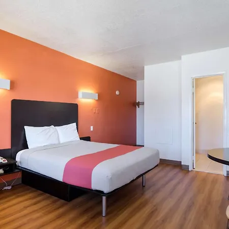 Hotel 6-santa Fe, Nm - Downtown Santa Fé