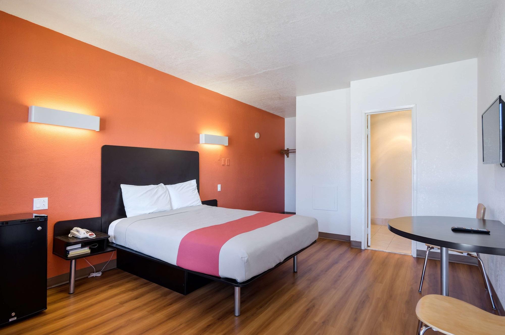 Hotel 6-santa Fe, Nm - Downtown Santa Fé