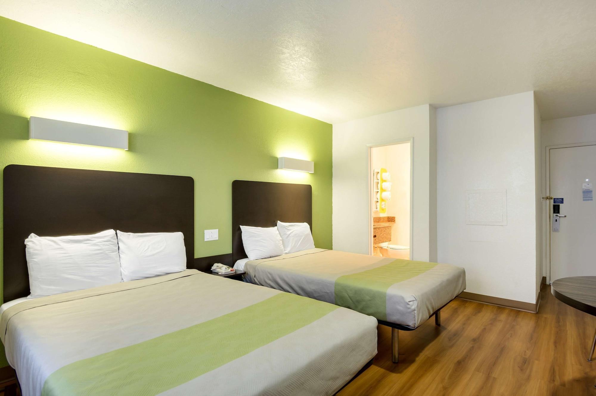 Hotel 6-santa Fe, Nm - Downtown 2*