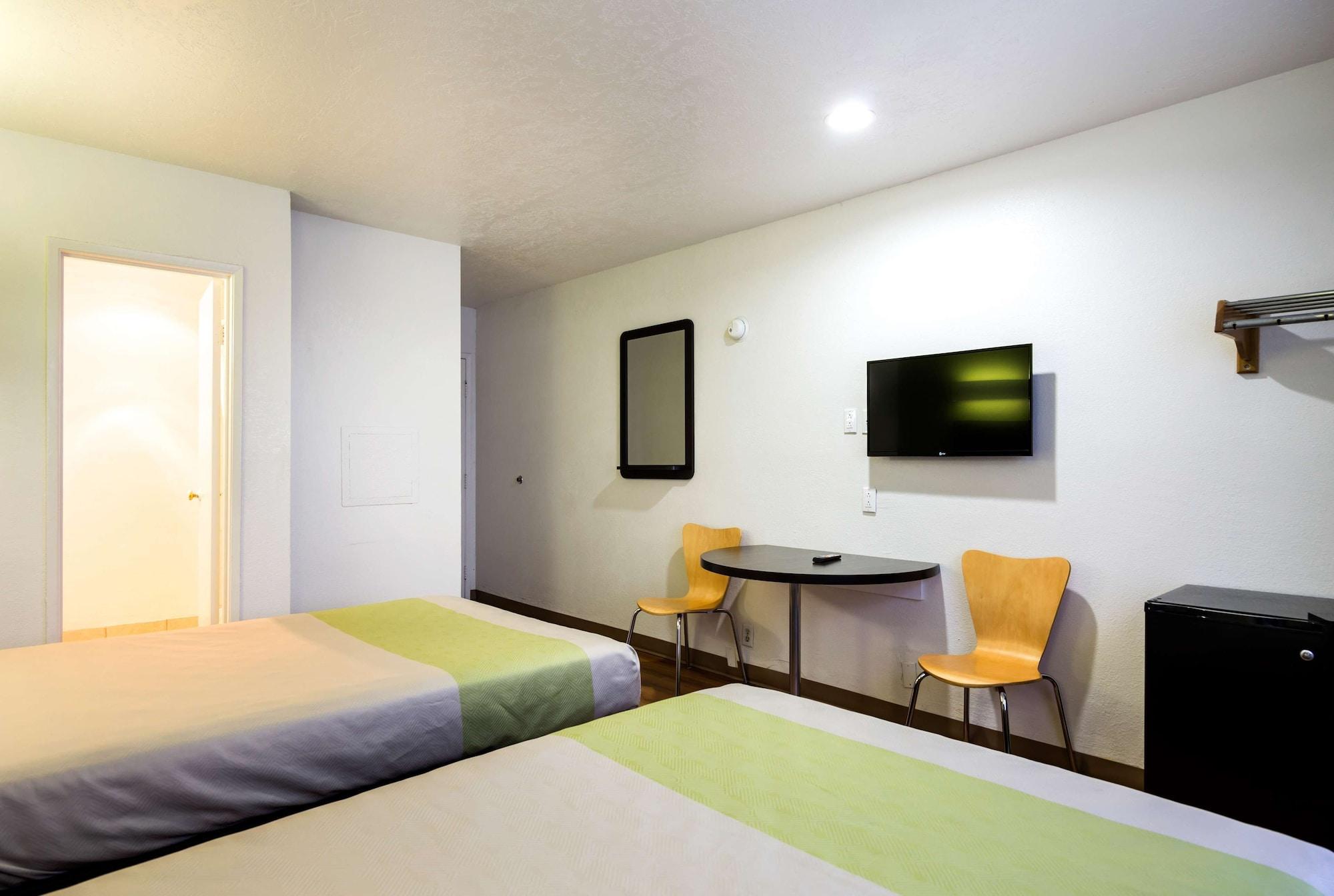 Hotel 6-santa Fe, Nm - Downtown